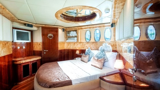 Silver creek Majesty 61| AED1250/Hour